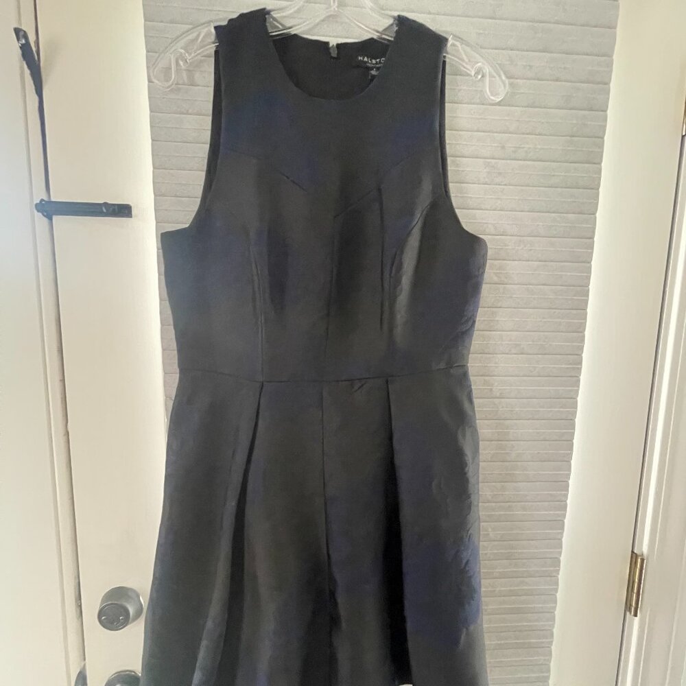 Beautiful Halston Dress Size 6